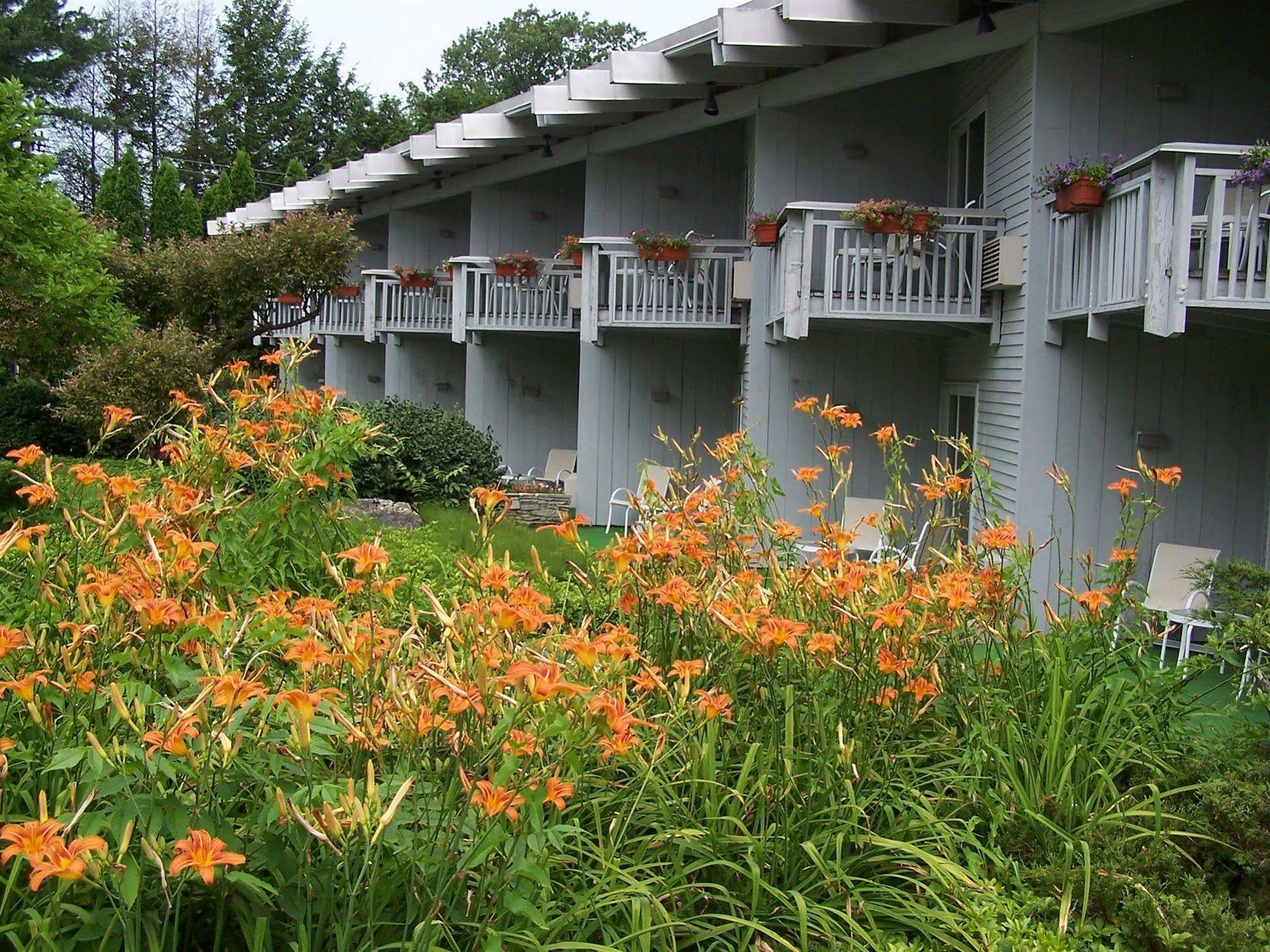 Hotel Vervana, Trademark Collection By Wyndham Bennington Exterior foto